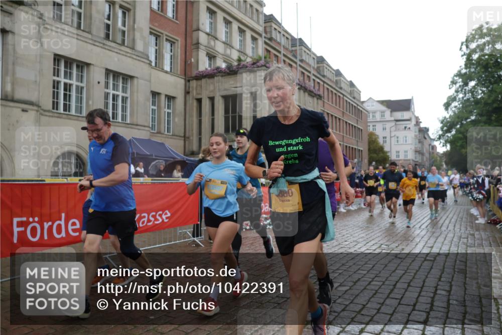 13.09.2026 - Kiel Lauf Yannick Fuchs http://msf.ph/oto/10422391 13.09.2026 10:56:02 Ziel 350, 429, 574, 712, 774, 775, 1208, 2564, 2798, 4556, 5009, 5553, 6572, 7483, 7707, 7851, 7995, 8073, 8158, 8733, 8813, 8910, 9069, 12316, 12579, 12603, 34, 280, 566, 1264, 1673, 1885, 1929, 2190, 2208, 2264, 2589, 3105, 3297, 3539, 4519, 4594, 4747, 5034, 5279, 5544, 5572, 5752, 5772, 5822, 6753, 6880, 6922, 7148, 7568, 7966, 7988, 8330, 8346, 8631, 8632, 8722, 8733, 8765, 8772, 9014, 9651, 9653, 10597, 10722, 11036, 11196, 11621, 11946, 11952, 12327, 12499, 12500, 778, 34 meine-sportfotos.de