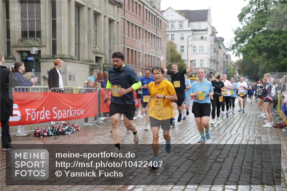 13.09.2026 - Kiel Lauf Yannick Fuchs http://msf.ph/oto/10422407 13.09.2026 10:56:03 Ziel 350, 429, 574, 712, 774, 775, 1208, 2564, 2798, 3541, 4556, 5009, 5553, 6572, 7292, 7483, 7707, 7851, 7995, 8054, 8073, 8158, 8813, 8910, 9069, 10795, 12316, 12579, 12603, 34, 280, 566, 1264, 1673, 1885, 1929, 2190, 2208, 2264, 2589, 3105, 3297, 3539, 4519, 4556, 4594, 4747, 5034, 5279, 5544, 5572, 5752, 5772, 5822, 6753, 6922, 7148, 7568, 7988, 8330, 8346, 8631, 8632, 8722, 8733, 8772, 9014, 9651, 9653, 10597, 10722, 11036, 11196, 11621, 11952, 12327, 12499, 12500, 778, 34 meine-sportfotos.de