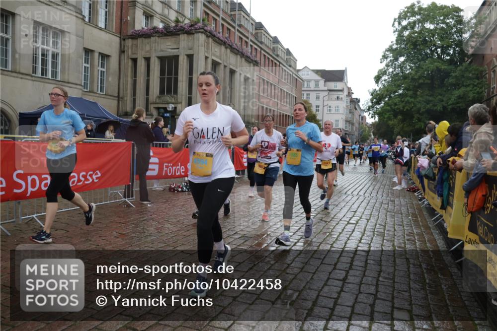 13.09.2026 - Kiel Lauf Yannick Fuchs http://msf.ph/oto/10422458 13.09.2026 10:56:08 Ziel 350, 429, 574, 712, 774, 775, 778, 1208, 2564, 2829, 3541, 5009, 6572, 6605, 7292, 7483, 7995, 8054, 8073, 8158, 8910, 9069, 10421, 10433, 10750, 10774, 10795, 12043, 12171, 12316, 12603, 280, 566, 1264, 1673, 1885, 1929, 2190, 2208, 2264, 2589, 2798, 3105, 3297, 3539, 4556, 4594, 4747, 5034, 5279, 5553, 5752, 5772, 6753, 6922, 7707, 7851, 7988, 8330, 8346, 8631, 8632, 8722, 8733, 8813, 9069, 9651, 9653, 11036, 11196, 11621, 11952, 12327, 12499, 12579, 248, 34 meine-sportfotos.de