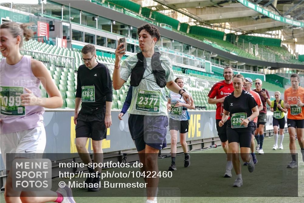 13.09.2026 - 21. swb-Marathon Bremen Michael Burmester http://msf.ph/oto/10422460 13.09.2026 13:22:49 Laufen im Stadion 128, 160, 211, 258, 343, 351, 423, 434, 441, 533, 571, 601, 609, 708, 851, 892, 1060, 1094, 1157, 1178, 1259, 1331, 1344, 1417, 1518, 1657, 1669, 1691, 1729, 1746, 1788, 1883, 2213, 2290, 2433, 2475, 2504, 2526, 2619, 2632, 2652, 2660, 2685, 2711, 2828, 2954, 2964, 2968, 2995, 3022, 3034, 3225, 3252, 3282, 3292, 3347, 3351, 3395, 3423, 3447, 3505, 3530, 3559, 3682, 3727, 3770, 3784, 3819, 4020, 4054, 4231, 4406, 4407, 4431, 4466, 4467, 4584, 1506 meine-sportfotos.de