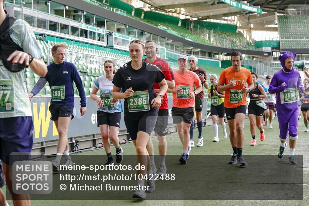 13.09.2026 - 21. swb-Marathon Bremen Michael Burmester http://msf.ph/oto/10422488 13.09.2026 13:22:50 Laufen im Stadion 128, 160, 211, 258, 343, 351, 434, 441, 533, 571, 601, 609, 708, 851, 892, 1060, 1094, 1157, 1178, 1259, 1331, 1344, 1417, 1518, 1657, 1669, 1691, 1729, 1746, 1788, 1883, 2213, 2290, 2433, 2475, 2504, 2526, 2619, 2632, 2652, 2660, 2685, 2711, 2828, 2954, 2964, 2968, 2995, 3022, 3034, 3225, 3252, 3282, 3292, 3347, 3351, 3395, 3423, 3447, 3505, 3530, 3559, 3682, 3727, 3770, 3784, 3819, 4020, 4054, 4231, 4406, 4407, 4431, 4466, 4467, 4584, 1506 meine-sportfotos.de