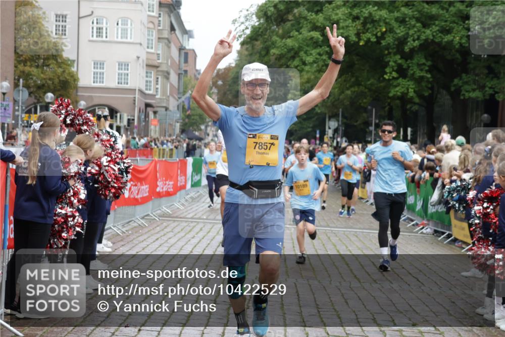 13.09.2026 - Kiel Lauf Yannick Fuchs http://msf.ph/oto/10422529 13.09.2026 09:43:27 Ziel 40, 255, 401, 623, 1857, 4256, 6377, 7773, 7857, 8066, 8770, 10189, 10300, 12575, 255, 1040, 1213, 1508, 3041, 3849, 3850, 5530, 5929, 7099, 7532, 7874, 8191, 8808, 9354, 9629, 9933, 10047, 10118, 11753, 12259, 1049, 1833, 4171, 5964, 7905, 8834, 9323, 9934, 10460, 11246, 12101, 12164, 762, 1213, 3827, 3849, 7874, 8870, 9311, 9629, 11721, 12678 meine-sportfotos.de