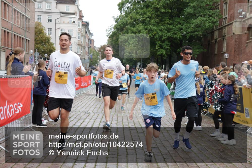 13.09.2026 - Kiel Lauf Yannick Fuchs http://msf.ph/oto/10422574 13.09.2026 09:43:30 Ziel 40, 401, 1049, 1857, 4171, 4256, 6377, 7773, 7857, 7905, 8066, 8770, 8834, 10189, 10300, 11246, 12101, 12575, 255, 623, 1040, 1213, 1508, 3041, 3850, 5530, 5929, 6377, 7099, 7532, 8191, 8808, 9354, 9933, 10047, 10118, 11753, 12259, 654, 1833, 4522, 5857, 5964, 9323, 9934, 10460, 12164, 1213, 3849, 7874, 8191, 8870, 9311, 9629, 11721, 12678 meine-sportfotos.de