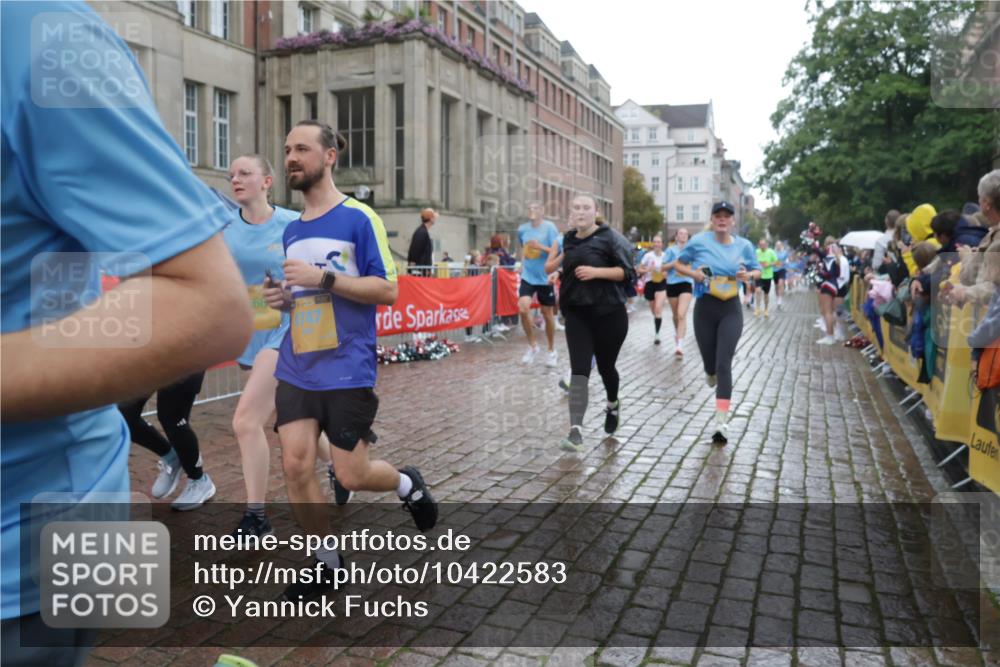 13.09.2026 - Kiel Lauf Yannick Fuchs http://msf.ph/oto/10422583 13.09.2026 10:56:19 Ziel 476, 778, 1618, 2075, 2454, 2674, 2829, 3267, 4440, 4806, 5067, 5682, 5683, 6530, 6605, 6884, 9210, 10264, 10421, 10433, 10509, 10570, 10750, 10774, 12043, 12171, 12669, 280, 350, 429, 566, 574, 712, 774, 775, 1208, 1264, 1673, 2264, 2564, 2589, 2798, 3541, 4556, 4747, 5009, 5034, 5279, 5553, 5752, 5772, 6572, 7292, 7483, 7707, 7851, 7988, 7995, 8054, 8073, 8158, 8722, 8733, 8813, 8910, 9069, 10795, 11196, 12316, 12327, 12499, 12579, 248, 1139, 1504 meine-sportfotos.de