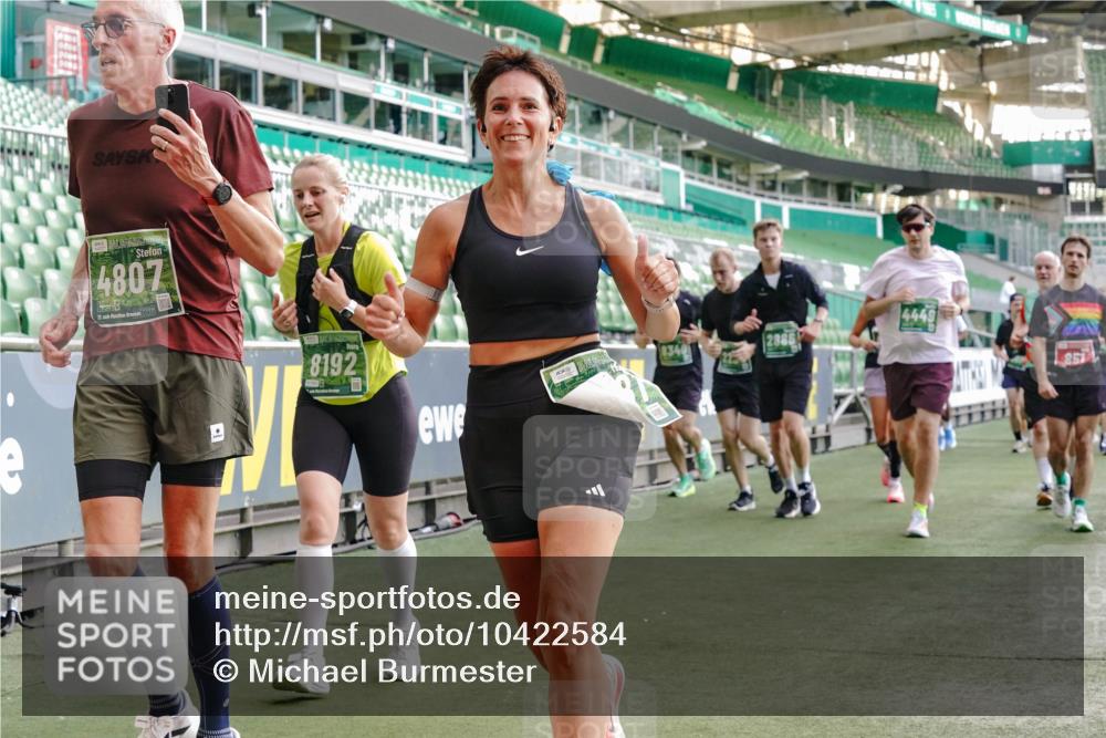 13.09.2026 - 21. swb-Marathon Bremen Michael Burmester http://msf.ph/oto/10422584 13.09.2026 13:22:54 Laufen im Stadion 128, 160, 211, 258, 343, 351, 434, 441, 533, 571, 601, 609, 708, 851, 892, 1060, 1094, 1157, 1178, 1259, 1331, 1344, 1417, 1518, 1657, 1669, 1691, 1729, 1746, 1788, 1883, 2213, 2290, 2433, 2475, 2495, 2504, 2526, 2619, 2632, 2652, 2660, 2685, 2711, 2936, 2964, 2968, 2995, 3022, 3034, 3225, 3252, 3282, 3292, 3347, 3351, 3395, 3423, 3447, 3505, 3530, 3559, 3682, 3727, 3770, 3784, 3819, 4020, 4054, 4231, 4406, 4407, 4431, 4466, 4467, 4584, 1506 meine-sportfotos.de