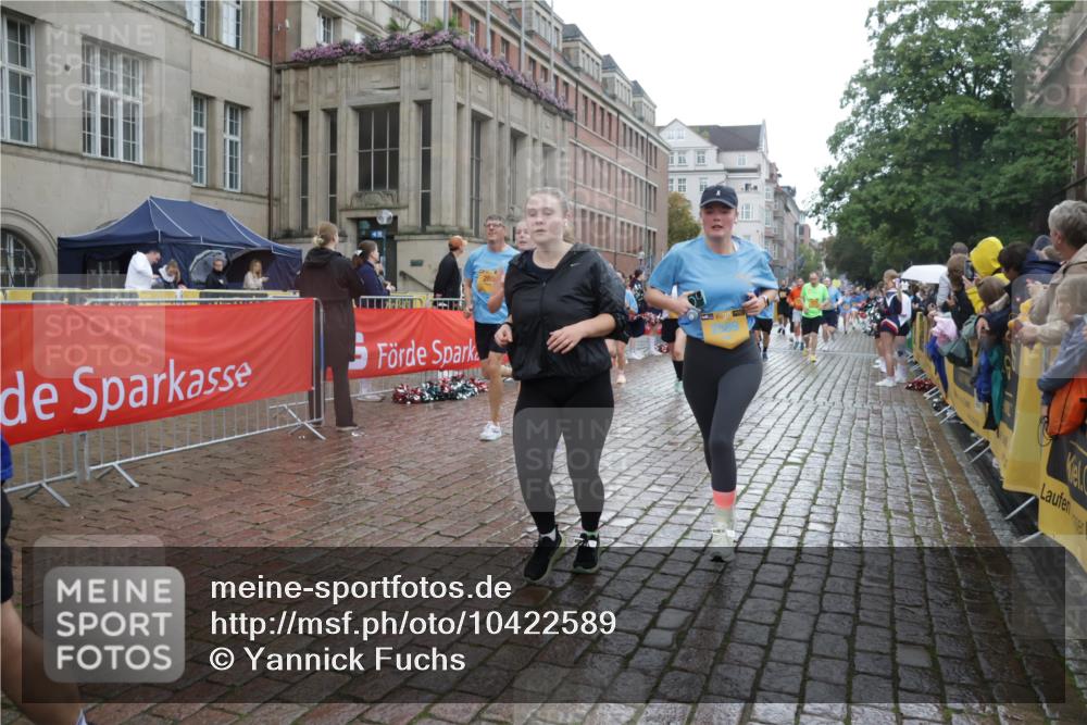 13.09.2026 - Kiel Lauf Yannick Fuchs http://msf.ph/oto/10422589 13.09.2026 10:56:19 Ziel 476, 778, 1618, 2075, 2454, 2674, 2829, 3267, 4440, 4806, 5067, 5682, 5683, 6530, 6605, 6884, 9210, 10264, 10421, 10433, 10509, 10570, 10750, 10774, 12043, 12171, 12669, 280, 350, 429, 566, 574, 712, 774, 775, 1208, 1264, 1673, 2264, 2564, 2589, 2798, 3541, 4556, 4747, 5009, 5034, 5279, 5553, 5752, 5772, 6572, 7292, 7483, 7707, 7851, 7988, 7995, 8054, 8073, 8158, 8722, 8733, 8813, 8910, 9069, 10795, 11196, 12316, 12327, 12499, 12579, 248, 1139, 1504 meine-sportfotos.de