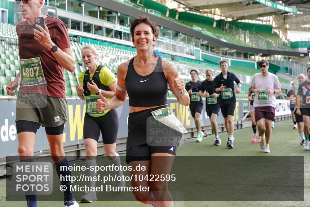 13.09.2026 - 21. swb-Marathon Bremen Michael Burmester http://msf.ph/oto/10422595 13.09.2026 13:22:54 Laufen im Stadion 128, 160, 211, 258, 343, 351, 434, 441, 533, 571, 601, 609, 708, 851, 892, 1060, 1094, 1157, 1178, 1259, 1331, 1344, 1417, 1518, 1657, 1669, 1691, 1729, 1746, 1788, 1883, 2213, 2290, 2433, 2475, 2495, 2504, 2526, 2619, 2632, 2652, 2660, 2685, 2711, 2936, 2964, 2968, 2995, 3022, 3034, 3225, 3252, 3282, 3292, 3347, 3351, 3395, 3423, 3447, 3505, 3530, 3559, 3682, 3727, 3770, 3784, 3819, 4020, 4054, 4231, 4406, 4407, 4431, 4466, 4467, 4584, 1506 meine-sportfotos.de