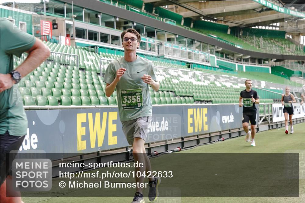 13.09.2026 - 21. swb-Marathon Bremen Michael Burmester http://msf.ph/oto/10422633 13.09.2026 13:00:07 Laufen im Stadion 135, 191, 226, 232, 242, 260, 342, 651, 687, 745, 972, 1080, 1166, 1209, 1368, 1493, 1494, 1516, 1650, 1861, 1935, 1963, 2088, 2210, 2289, 2293, 2306, 2322, 2367, 2409, 2427, 2481, 2485, 2490, 2517, 2560, 2570, 2577, 2658, 2686, 2700, 2708, 2781, 2806, 2827, 2885, 2899, 2906, 2914, 2953, 2961, 2967, 2979, 3015, 3021, 3076, 3098, 3105, 3120, 3124, 3145, 3168, 3173, 3190, 3233, 3273, 3354, 3385, 3435, 3480, 3516, 3524, 3531, 3642, 3652, 3729, 3774, 3855, 3856, 3861, 3930, 3934 meine-sportfotos.de