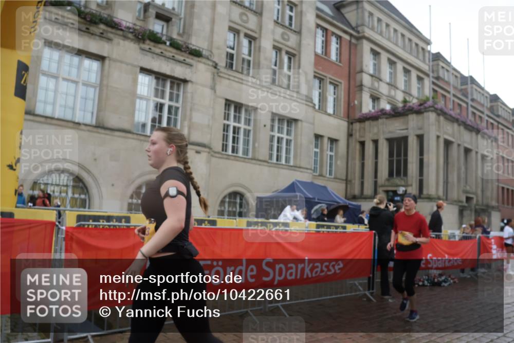 13.09.2026 - Kiel Lauf Yannick Fuchs http://msf.ph/oto/10422661 13.09.2026 10:56:27 Ziel 248, 476, 929, 1504, 1557, 1618, 1666, 2075, 2454, 2674, 2880, 3061, 3286, 4180, 4440, 4806, 5067, 6067, 6530, 6882, 6884, 7594, 8989, 8997, 9674, 10264, 10509, 10659, 12669, 12762, 350, 429, 574, 712, 774, 775, 778, 1208, 1618, 2564, 2798, 2829, 3267, 3541, 4556, 5009, 5067, 5553, 5682, 5683, 6572, 6605, 7292, 7483, 7707, 7851, 7995, 8054, 8073, 8158, 8733, 8813, 8910, 9069, 9210, 10421, 10433, 10570, 10750, 10774, 10795, 12316, 12579, 452, 1139 meine-sportfotos.de