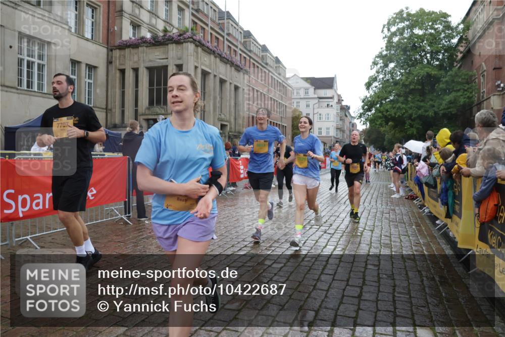 13.09.2026 - Kiel Lauf Yannick Fuchs http://msf.ph/oto/10422687 13.09.2026 10:56:30 Ziel 248, 476, 929, 1504, 1557, 1666, 2560, 2674, 2880, 3000, 3061, 3286, 3410, 4180, 4440, 5593, 6067, 6530, 6882, 6884, 7594, 7642, 8989, 8997, 9674, 10264, 10509, 10659, 12669, 12762, 350, 429, 574, 712, 774, 775, 778, 1208, 1618, 2075, 2454, 2564, 2798, 2829, 3267, 3541, 4806, 5009, 5067, 5553, 5682, 5683, 6572, 6605, 7292, 7483, 7707, 7851, 7995, 8054, 8073, 8158, 8813, 8910, 9069, 9210, 10421, 10433, 10570, 10750, 10774, 10795, 12316, 12579, 452, 1139 meine-sportfotos.de