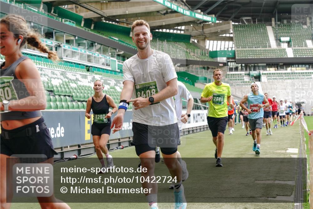 13.09.2026 - 21. swb-Marathon Bremen Michael Burmester http://msf.ph/oto/10422724 13.09.2026 13:00:10 Laufen im Stadion 135, 191, 226, 232, 242, 260, 342, 651, 687, 745, 972, 1080, 1166, 1209, 1368, 1493, 1494, 1516, 1650, 1861, 1935, 1963, 2088, 2210, 2289, 2293, 2306, 2322, 2367, 2409, 2427, 2481, 2485, 2490, 2517, 2560, 2570, 2577, 2658, 2686, 2700, 2708, 2781, 2806, 2827, 2885, 2899, 2906, 2914, 2953, 2961, 2967, 2979, 3015, 3021, 3076, 3098, 3105, 3124, 3145, 3168, 3173, 3190, 3233, 3273, 3354, 3385, 3480, 3516, 3524, 3531, 3642, 3652, 3729, 3774, 3855, 3856, 3861, 3930, 3934 meine-sportfotos.de