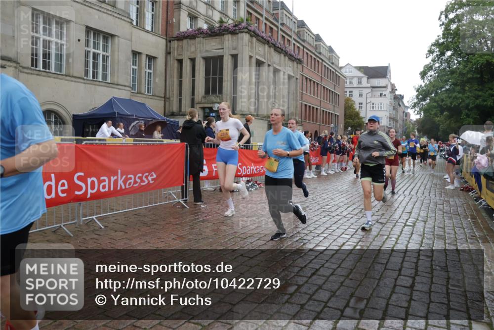 13.09.2026 - Kiel Lauf Yannick Fuchs http://msf.ph/oto/10422729 13.09.2026 10:56:33 Ziel 248, 476, 929, 1139, 1504, 1557, 1666, 1805, 2560, 2674, 2880, 3000, 3061, 3286, 3410, 3413, 3466, 4180, 4209, 4440, 5593, 6067, 6882, 7594, 7642, 8989, 8997, 9674, 10509, 10621, 10659, 12669, 12762, 350, 429, 574, 712, 774, 775, 778, 1208, 1618, 2075, 2454, 2564, 2829, 3267, 3541, 4806, 5009, 5067, 5682, 5683, 6530, 6572, 6605, 6884, 7292, 7483, 7995, 8054, 8073, 8158, 8910, 9069, 9210, 10264, 10421, 10433, 10570, 10750, 10774, 10795, 12316, 452 meine-sportfotos.de