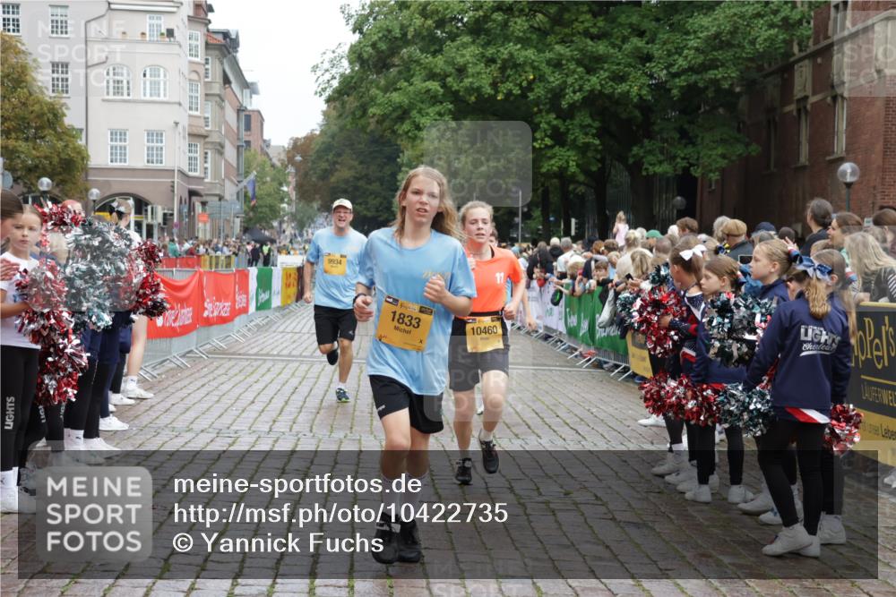 13.09.2026 - Kiel Lauf Yannick Fuchs http://msf.ph/oto/10422735 13.09.2026 09:43:39 Ziel 40, 1049, 1833, 1857, 4171, 5964, 7773, 7905, 8770, 8834, 9323, 9934, 10300, 10460, 11246, 12101, 12164, 12575, 255, 401, 623, 1508, 3041, 4256, 5929, 6377, 7099, 7532, 7857, 8066, 8808, 9354, 9933, 10047, 10118, 10189, 10300, 12259, 12575, 654, 4522, 5026, 5171, 5857, 7510, 7948, 9814, 10641, 10931, 12376, 1040, 3850, 5530, 8191, 9354, 11753, 12259 meine-sportfotos.de