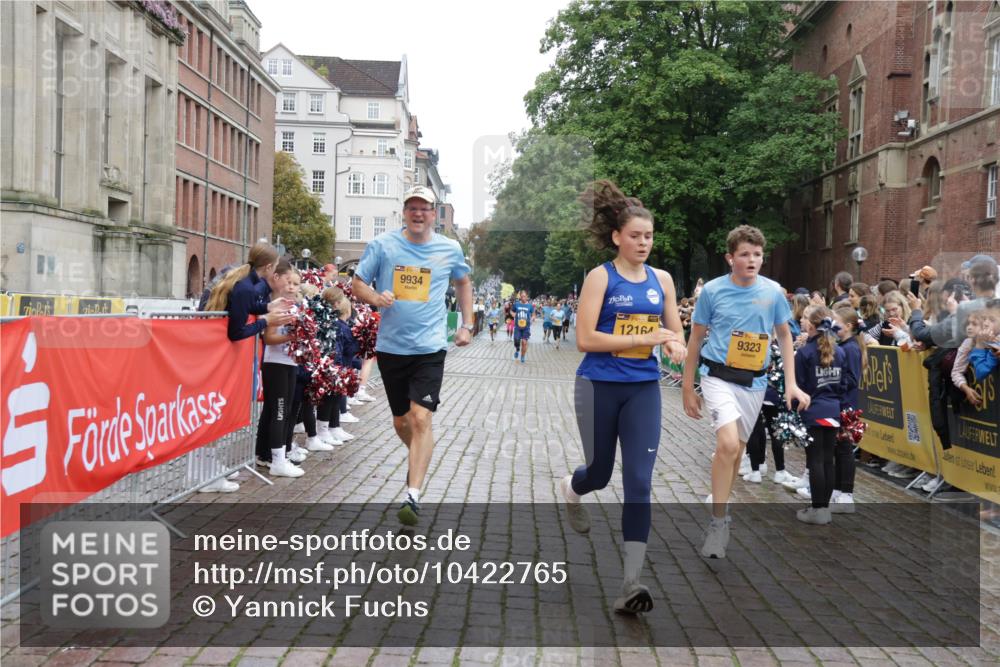 13.09.2026 - Kiel Lauf Yannick Fuchs http://msf.ph/oto/10422765 13.09.2026 09:43:41 Ziel 40, 1049, 1833, 1857, 4171, 5964, 7773, 7905, 8770, 8834, 9323, 9934, 10460, 11246, 12101, 12164, 40, 255, 401, 623, 1508, 1857, 3041, 4256, 5929, 6377, 7099, 7532, 7857, 8066, 8808, 9933, 10047, 10118, 10189, 10300, 12259, 12575, 654, 4522, 5026, 5171, 5857, 7510, 7948, 9814, 10641, 10931, 12376, 1040, 3041, 3850, 5530, 9354, 11753, 12259 meine-sportfotos.de