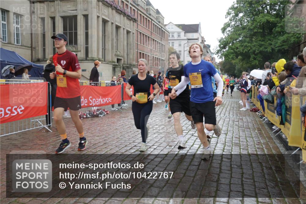 13.09.2026 - Kiel Lauf Yannick Fuchs http://msf.ph/oto/10422767 13.09.2026 10:56:37 Ziel 452, 1139, 1157, 1504, 1557, 1666, 1805, 2526, 2560, 3000, 3061, 3286, 3410, 3413, 3466, 4180, 4209, 4367, 5593, 6067, 6882, 7209, 7594, 7642, 7912, 8997, 9674, 10621, 10659, 12762, 248, 429, 476, 574, 774, 775, 778, 929, 1208, 1618, 2075, 2454, 2674, 2829, 2880, 3267, 3541, 4440, 4806, 5009, 5067, 5682, 5683, 6530, 6605, 6884, 7292, 7483, 7995, 8054, 8073, 8158, 8989, 8997, 9210, 10264, 10421, 10433, 10509, 10570, 10750, 10774, 10795 meine-sportfotos.de