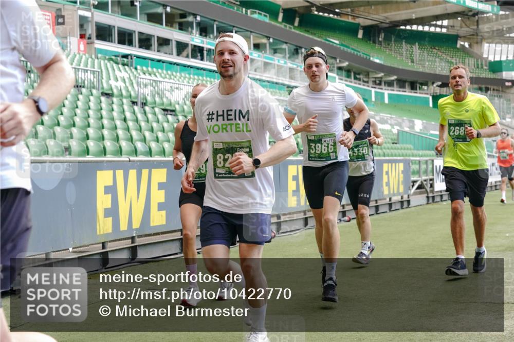 13.09.2026 - 21. swb-Marathon Bremen Michael Burmester http://msf.ph/oto/10422770 13.09.2026 13:00:11 Laufen im Stadion 135, 191, 226, 232, 242, 260, 342, 651, 687, 745, 972, 1080, 1166, 1209, 1368, 1493, 1494, 1516, 1650, 1861, 1935, 1963, 2088, 2210, 2289, 2293, 2306, 2322, 2367, 2409, 2427, 2481, 2485, 2490, 2517, 2560, 2570, 2577, 2658, 2686, 2700, 2708, 2781, 2806, 2827, 2885, 2899, 2906, 2914, 2953, 2961, 2967, 2979, 3015, 3021, 3076, 3098, 3105, 3124, 3145, 3168, 3173, 3190, 3233, 3273, 3354, 3385, 3480, 3516, 3524, 3531, 3642, 3652, 3729, 3774, 3855, 3856, 3861, 3930, 3934 meine-sportfotos.de