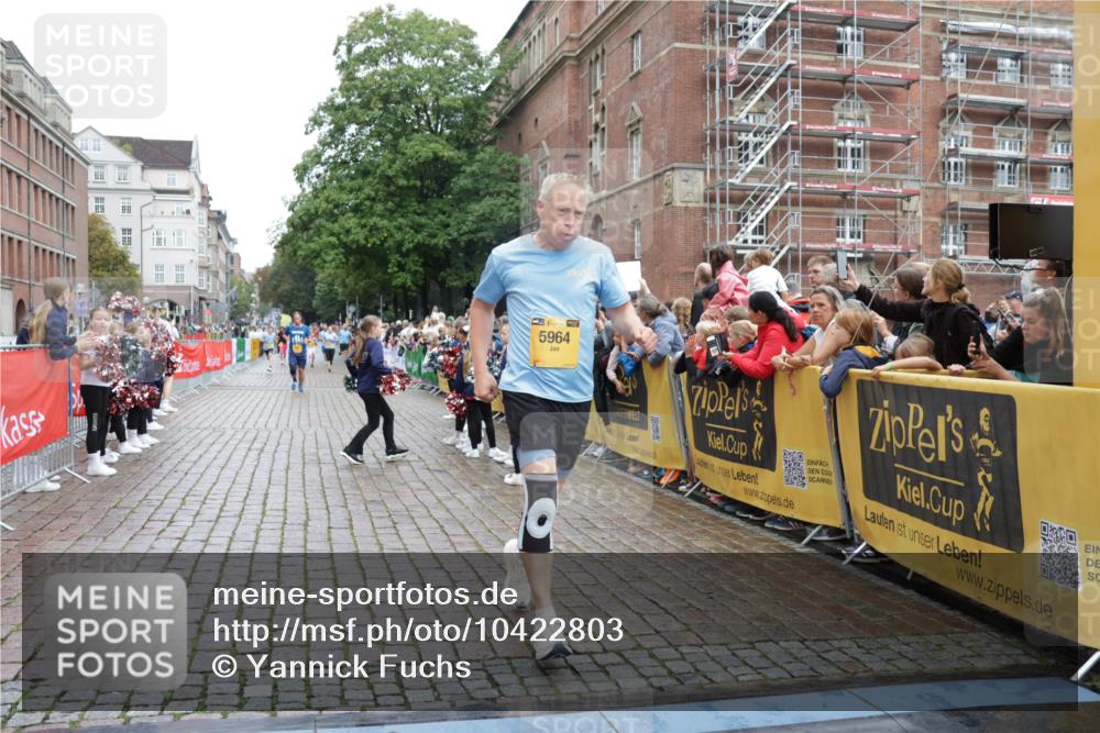 13.09.2026 - Kiel Lauf Yannick Fuchs http://msf.ph/oto/10422803 13.09.2026 09:43:44 Ziel 654, 1833, 4522, 5964, 9323, 9934, 10460, 12164, 40, 255, 401, 623, 1049, 1508, 1857, 4171, 4256, 5929, 6377, 7099, 7532, 7773, 7857, 7905, 8066, 8770, 8808, 8834, 9933, 10047, 10118, 10189, 10300, 11246, 12101, 12575, 4283, 5026, 5171, 5857, 6550, 7510, 7948, 8300, 9814, 10641, 10931, 11653, 11655, 12098, 12376, 3041, 9354, 9933, 10047, 10118, 11753, 12259 meine-sportfotos.de