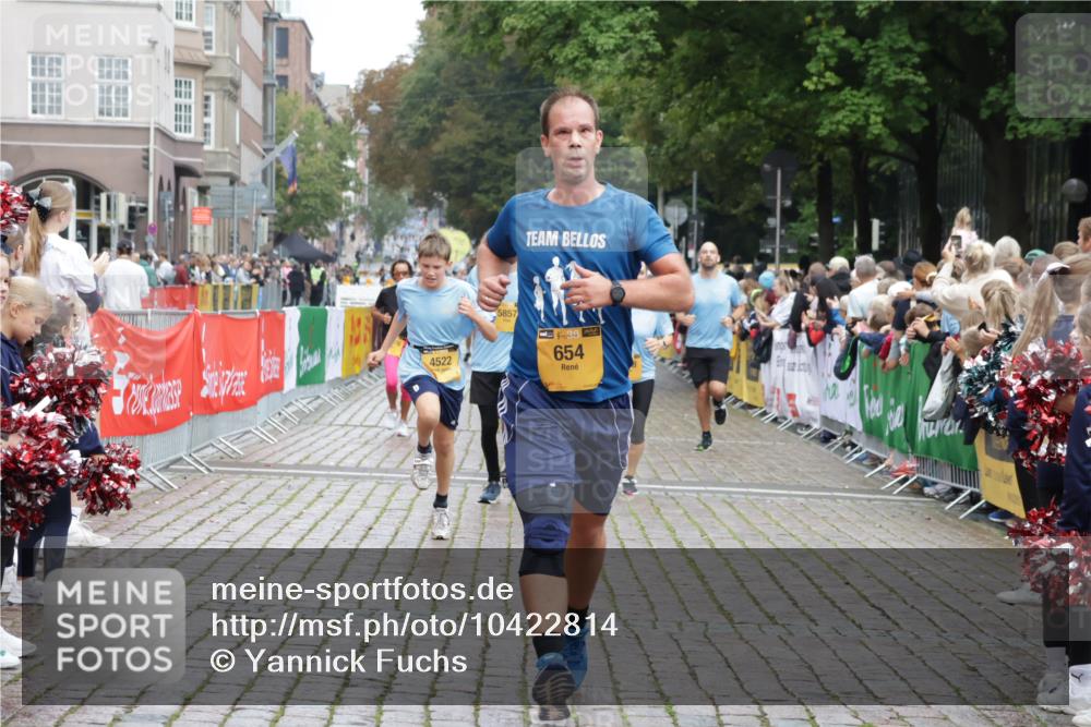 13.09.2026 - Kiel Lauf Yannick Fuchs http://msf.ph/oto/10422814 13.09.2026 09:43:48 Ziel 654, 4522, 5171, 5857, 5964, 7510, 7948, 9323, 9934, 10460, 10641, 10931, 12164, 12376, 40, 255, 401, 623, 1049, 1508, 1833, 1857, 4171, 4256, 5929, 6377, 7099, 7532, 7773, 7857, 7905, 8066, 8770, 8808, 8834, 10189, 10300, 10460, 11246, 12101, 12575, 4283, 5026, 6550, 8300, 9814, 11653, 11655, 12098, 1508, 3041, 5929, 7099, 7532, 8808, 9933, 10047, 10118, 12259 meine-sportfotos.de