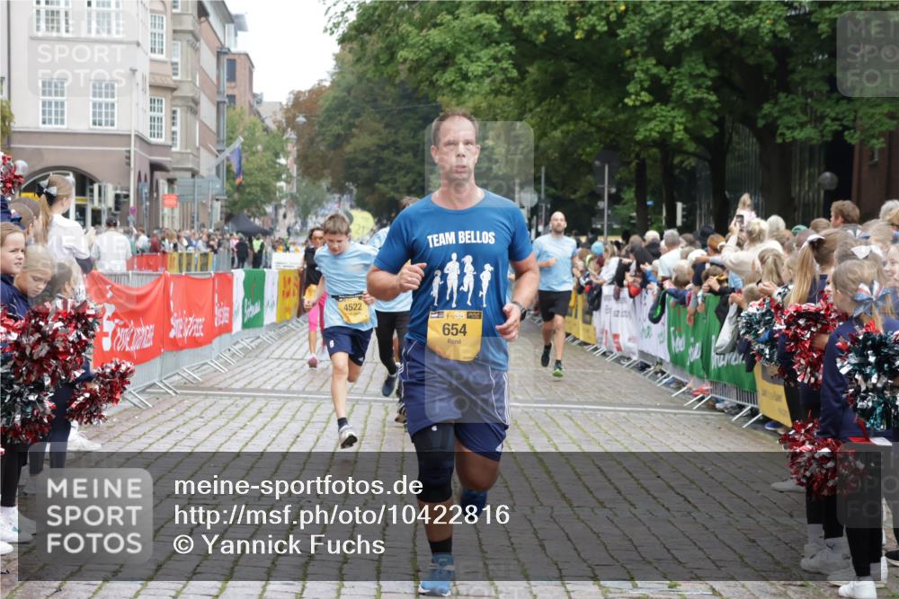 13.09.2026 - Kiel Lauf Yannick Fuchs http://msf.ph/oto/10422816 13.09.2026 09:43:48 Ziel 654, 4522, 5171, 5857, 5964, 7510, 7948, 9323, 9934, 10460, 10641, 10931, 12164, 12376, 40, 255, 401, 623, 1049, 1508, 1833, 1857, 4171, 4256, 5929, 6377, 7099, 7532, 7773, 7857, 7905, 8066, 8770, 8808, 8834, 10189, 10300, 10460, 11246, 12101, 12575, 4283, 5026, 6550, 8300, 9814, 11653, 11655, 12098, 1508, 3041, 5929, 7099, 7532, 8808, 9933, 10047, 10118, 12259 meine-sportfotos.de