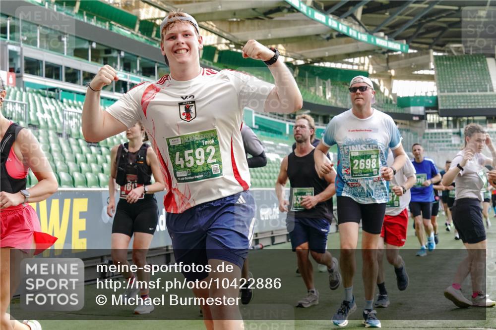 13.09.2026 - 21. swb-Marathon Bremen Michael Burmester http://msf.ph/oto/10422886 13.09.2026 13:23:03 Laufen im Stadion 128, 160, 211, 258, 324, 343, 351, 434, 533, 571, 609, 708, 851, 892, 1060, 1157, 1178, 1259, 1331, 1344, 1417, 1597, 1598, 1657, 1669, 1691, 1729, 1746, 1788, 1883, 2213, 2286, 2290, 2433, 2445, 2475, 2495, 2504, 2526, 2619, 2632, 2652, 2660, 2685, 2711, 2768, 2936, 2964, 2968, 2995, 3034, 3225, 3252, 3282, 3288, 3292, 3347, 3351, 3364, 3395, 3423, 3447, 3505, 3530, 3559, 3682, 3727, 3770, 3784, 3819, 4020, 4054, 4231, 4406, 4407, 4431, 4466, 4467, 4584, 1506 meine-sportfotos.de