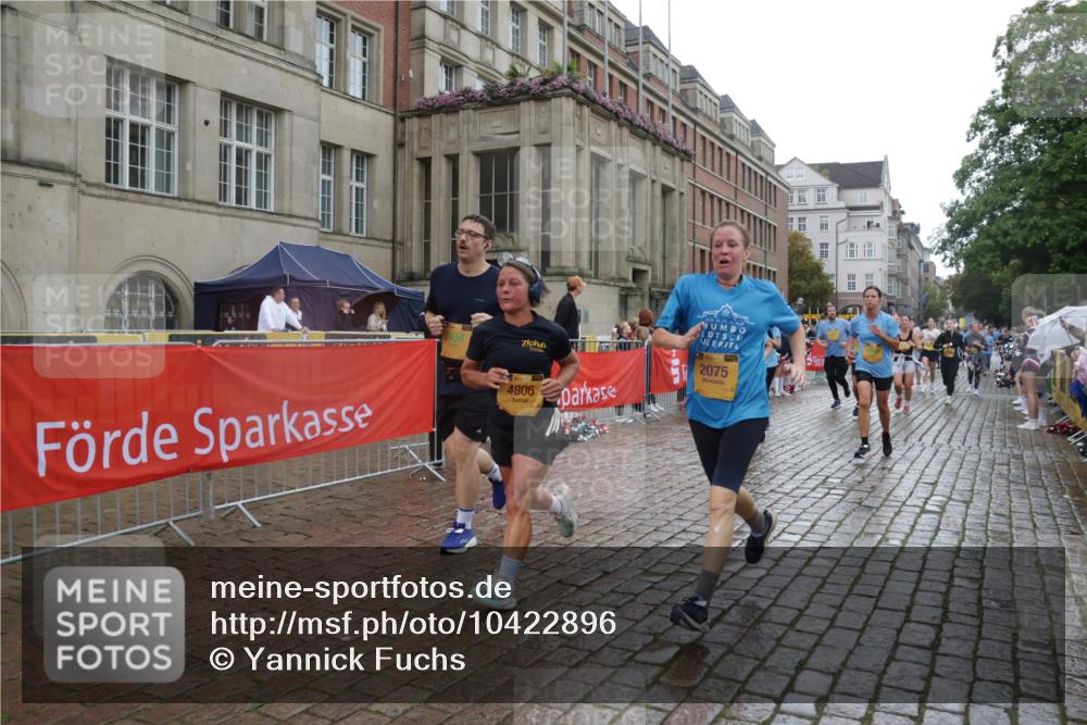 13.09.2026 - Kiel Lauf Yannick Fuchs http://msf.ph/oto/10422896 13.09.2026 10:56:53 Ziel 1115, 1302, 1541, 1592, 2405, 2675, 2877, 3015, 4912, 5150, 6167, 6723, 7542, 8045, 8799, 9171, 10068, 11211, 11458, 12144, 12256, 12392, 12721, 248, 452, 476, 929, 1115, 1139, 1157, 1504, 1557, 1666, 1805, 2075, 2454, 2526, 2560, 2674, 2880, 3000, 3061, 3286, 3410, 3413, 3466, 4180, 4209, 4367, 4440, 4806, 4912, 5593, 6067, 6530, 6882, 6884, 7209, 7594, 7642, 7912, 8989, 8997, 9674, 10264, 10509, 10621, 10659, 12721, 502, 1461, 2632, 5467, 5532, 6540, 778, 10750, 12171 meine-sportfotos.de
