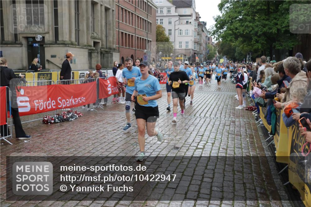 13.09.2026 - Kiel Lauf Yannick Fuchs http://msf.ph/oto/10422947 13.09.2026 10:57:55 Ziel 352, 353, 1220, 1517, 1567, 2234, 3111, 3661, 4250, 4340, 4497, 4754, 4765, 5154, 5163, 5232, 6353, 6425, 6805, 8996, 8998, 9404, 10318, 12204, 12303, 12323, 12473, 55, 156, 252, 538, 675, 1070, 1392, 1528, 1748, 2081, 3007, 3445, 3548, 3575, 3667, 3933, 4686, 4997, 5112, 5375, 5458, 5594, 6697, 6715, 7255, 7935, 8081, 8098, 8548, 8903, 9486, 9764, 9925, 10055, 10692, 10908, 11345, 11370, 11379, 11554, 11762, 11775, 11869, 12528, 12695, 721, 819, 833, 905, 987, 1253 meine-sportfotos.de