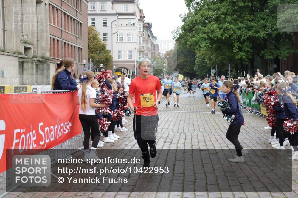 13.09.2026 - Kiel Lauf Yannick Fuchs http://msf.ph/oto/10422953 13.09.2026 09:43:59 Ziel 4283, 4522, 5026, 5171, 5857, 6550, 7510, 7948, 8300, 9814, 10641, 10931, 11653, 11655, 12098, 12376, 40, 401, 654, 1049, 1833, 1857, 4171, 4522, 5964, 7773, 7857, 7905, 8770, 8834, 9323, 9934, 10189, 10300, 10460, 11246, 12101, 12164, 12575, 537, 793, 2031, 2437, 3688, 4092, 7753, 12373, 12437, 255, 623, 4256, 6377, 7857, 8066 meine-sportfotos.de