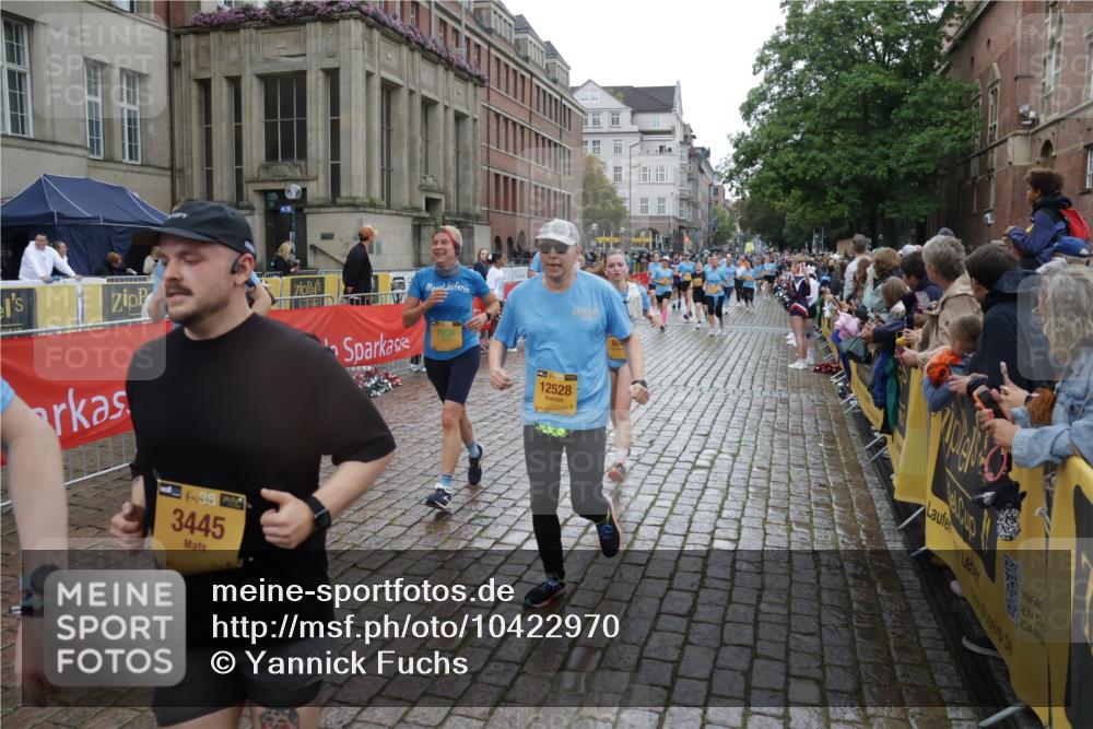 13.09.2026 - Kiel Lauf Yannick Fuchs http://msf.ph/oto/10422970 13.09.2026 10:57:58 Ziel 352, 353, 905, 1220, 1517, 1567, 1778, 2234, 3111, 3661, 4250, 4340, 4497, 4765, 5154, 5163, 5232, 6353, 6425, 8253, 8996, 8998, 9404, 10086, 10318, 12204, 12303, 12473, 12633, 12634, 55, 156, 252, 538, 675, 1070, 1392, 1528, 1748, 2081, 3007, 3445, 3548, 3575, 3667, 3933, 4686, 4754, 4997, 5112, 5375, 5458, 5594, 6697, 6715, 6805, 7255, 7935, 8081, 8548, 8903, 9486, 9925, 10692, 10908, 11345, 11379, 11554, 11762, 11775, 12528, 721, 819, 833, 987, 1253 meine-sportfotos.de