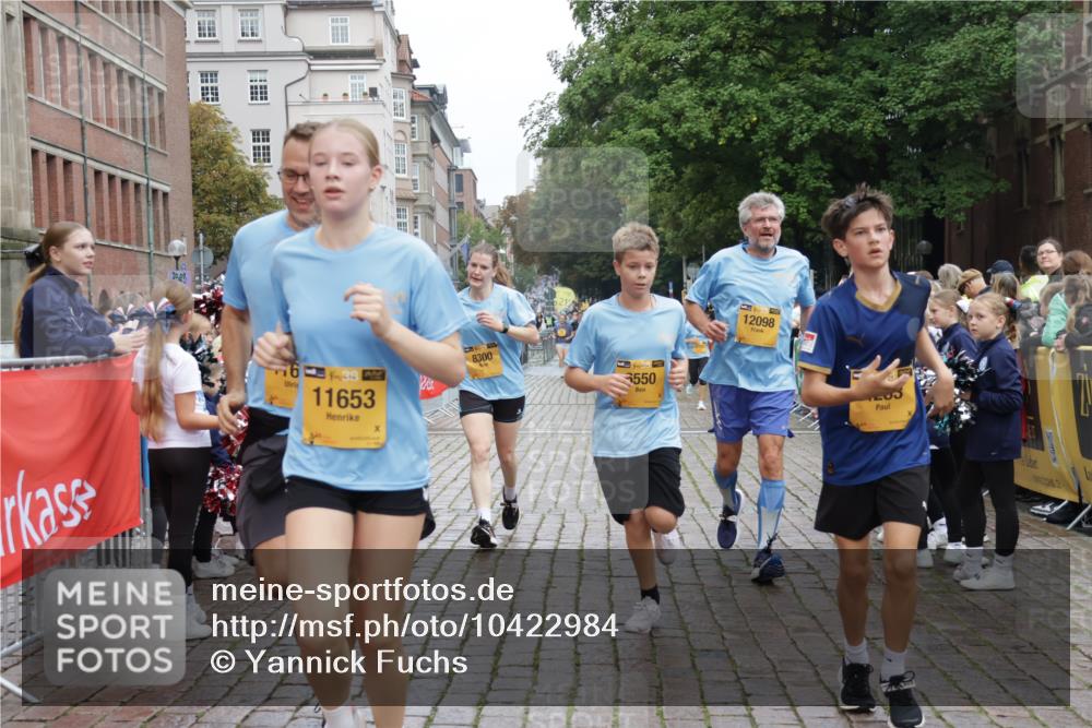 13.09.2026 - Kiel Lauf Yannick Fuchs http://msf.ph/oto/10422984 13.09.2026 09:44:05 Ziel 4283, 5026, 6550, 8300, 11653, 11655, 12098, 12373, 40, 654, 1049, 1833, 1857, 4171, 4522, 5171, 5857, 5964, 7510, 7773, 7905, 7948, 8770, 8834, 9323, 9814, 9934, 10460, 10641, 10931, 11246, 12101, 12164, 12376, 537, 793, 801, 1053, 2031, 2437, 2868, 3688, 4092, 4573, 6892, 7744, 7753, 12318, 12437, 40, 401, 1049, 1857, 4171, 4256, 7773, 7857, 7905, 8066, 8770, 8834, 10189, 10300, 11246, 12101, 12575 meine-sportfotos.de