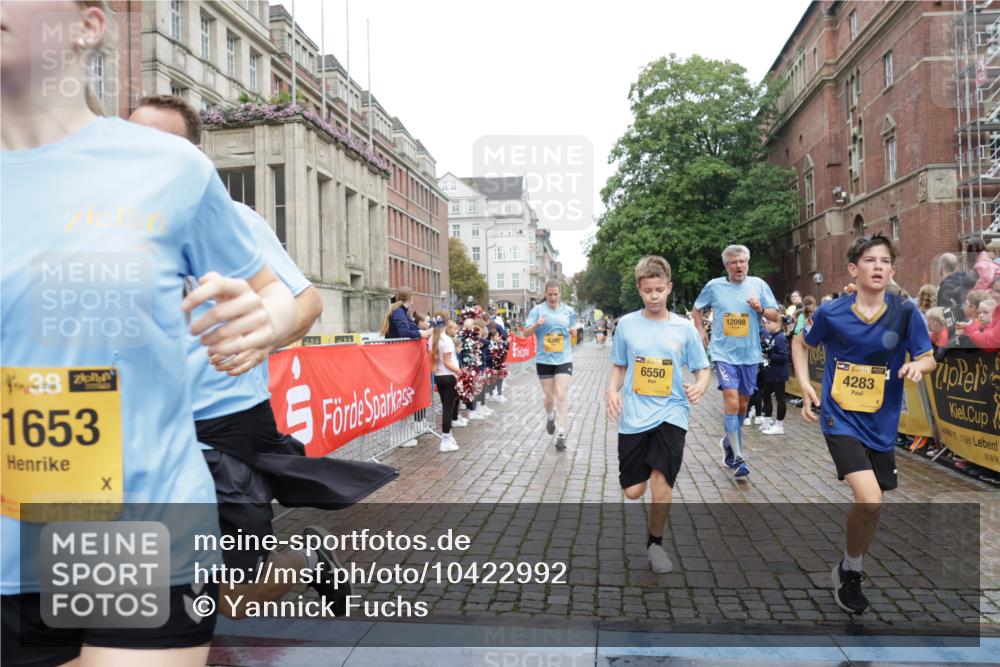 13.09.2026 - Kiel Lauf Yannick Fuchs http://msf.ph/oto/10422992 13.09.2026 09:44:06 Ziel 4092, 4283, 5026, 6550, 7753, 8300, 11653, 11655, 12098, 12373, 40, 654, 1049, 1833, 1857, 4171, 4522, 5171, 5857, 5964, 7510, 7773, 7905, 7948, 8770, 8834, 9323, 9814, 9934, 10460, 10641, 10931, 11246, 12101, 12164, 12376, 537, 793, 801, 1053, 2031, 2437, 2868, 3688, 4573, 6892, 7744, 12318, 12437, 40, 401, 1049, 1857, 4171, 7773, 7857, 7905, 8770, 8834, 10189, 10300, 11246, 12101, 12575 meine-sportfotos.de