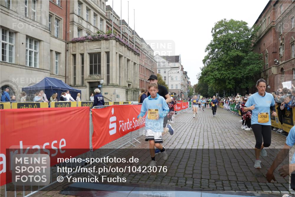 13.09.2026 - Kiel Lauf Yannick Fuchs http://msf.ph/oto/10423076 13.09.2026 09:44:13 Ziel 537, 793, 2031, 2437, 4092, 4283, 6550, 7753, 8300, 11655, 12098, 12373, 12437, 654, 4283, 4522, 5026, 5171, 5857, 5964, 6550, 7510, 7948, 9323, 9814, 9934, 10460, 10641, 10931, 11653, 11655, 12164, 12376, 801, 958, 1053, 1849, 1866, 2045, 2212, 2868, 3198, 3688, 4098, 4316, 4573, 6892, 6895, 7121, 7430, 7744, 12161, 12318, 40, 1049, 1833, 1857, 4171, 7773, 7905, 8770, 8834, 9323, 9934, 10460, 11246, 12101, 12164 meine-sportfotos.de
