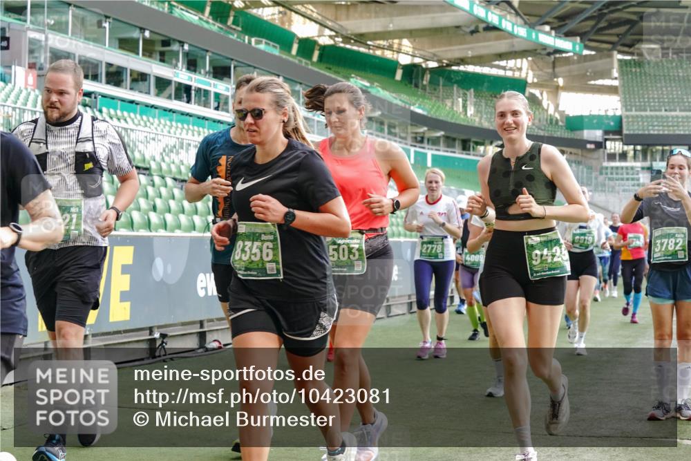 13.09.2026 - 21. swb-Marathon Bremen Michael Burmester http://msf.ph/oto/10423081 13.09.2026 13:23:10 Laufen im Stadion 128, 137, 160, 182, 211, 324, 343, 351, 434, 533, 571, 609, 708, 721, 743, 851, 892, 1157, 1178, 1259, 1331, 1344, 1417, 1597, 1598, 1657, 1669, 1691, 1729, 1746, 1788, 1883, 2213, 2286, 2290, 2433, 2445, 2475, 2495, 2503, 2504, 2526, 2619, 2632, 2652, 2660, 2685, 2711, 2768, 2936, 2964, 2968, 3252, 3282, 3288, 3289, 3292, 3347, 3351, 3364, 3395, 3423, 3447, 3505, 3530, 3559, 3682, 3727, 3770, 3784, 3819, 4020, 4054, 4231, 4406, 4407, 4431, 4466, 4467, 4584, 1506 meine-sportfotos.de