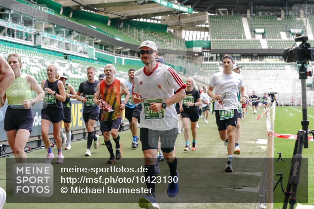 13.09.2026 - 21. swb-Marathon Bremen Michael Burmester http://msf.ph/oto/10423130 13.09.2026 13:00:22 Laufen im Stadion 135, 191, 226, 232, 242, 260, 318, 342, 651, 687, 745, 972, 1080, 1166, 1209, 1368, 1493, 1494, 1516, 1650, 1861, 1935, 1963, 2088, 2210, 2289, 2293, 2306, 2322, 2370, 2409, 2427, 2481, 2485, 2490, 2517, 2560, 2561, 2570, 2627, 2658, 2686, 2700, 2708, 2781, 2806, 2827, 2885, 2899, 2906, 2914, 2953, 2961, 2967, 2979, 3015, 3076, 3098, 3105, 3124, 3145, 3168, 3173, 3190, 3233, 3273, 3354, 3385, 3480, 3516, 3524, 3531, 3642, 3652, 3729, 3774, 3855, 3856, 3861, 3930, 3934 meine-sportfotos.de