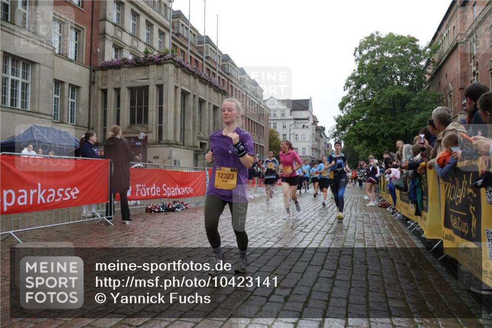 13.09.2026 - Kiel Lauf Yannick Fuchs http://msf.ph/oto/10423141 13.09.2026 10:58:20 Ziel 91, 819, 833, 1253, 1404, 1858, 1910, 1978, 2309, 2752, 3222, 3325, 3326, 3559, 3671, 3842, 4160, 4212, 5172, 5314, 5605, 5668, 6345, 6982, 7256, 7340, 7482, 7856, 7949, 9309, 9458, 9476, 9809, 9827, 10364, 10503, 10805, 11023, 11460, 11759, 12123, 12199, 12456, 12701, 12821, 352, 353, 721, 833, 905, 987, 1220, 1351, 1517, 1567, 1778, 2234, 3111, 3661, 4250, 4340, 4497, 4592, 4754, 4765, 5154, 5163, 5232, 5540, 5958, 6353, 6425, 6805 meine-sportfotos.de