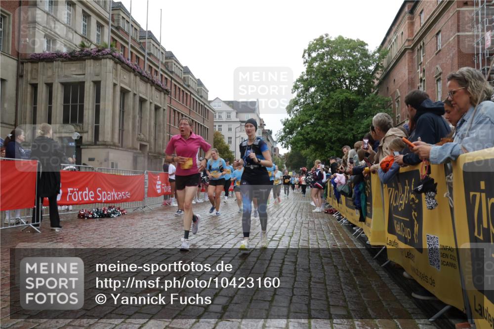 13.09.2026 - Kiel Lauf Yannick Fuchs http://msf.ph/oto/10423160 13.09.2026 10:58:21 Ziel 91, 819, 1253, 1404, 1858, 1910, 1978, 2309, 2752, 3222, 3325, 3326, 3559, 3671, 3833, 3842, 4160, 4212, 5172, 5314, 5605, 5668, 6345, 6982, 7256, 7315, 7340, 7482, 7856, 7949, 9309, 9458, 9476, 9809, 9827, 10364, 10503, 10805, 11023, 11460, 11759, 12123, 12199, 12345, 12456, 12701, 12821, 352, 353, 721, 833, 905, 987, 1220, 1351, 1517, 1567, 1778, 2234, 3111, 3325, 3661, 4250, 4340, 4497, 4592, 4754, 4765, 5154, 5163, 5232, 5540, 5958, 6345, 6353, 6425, 6805 meine-sportfotos.de