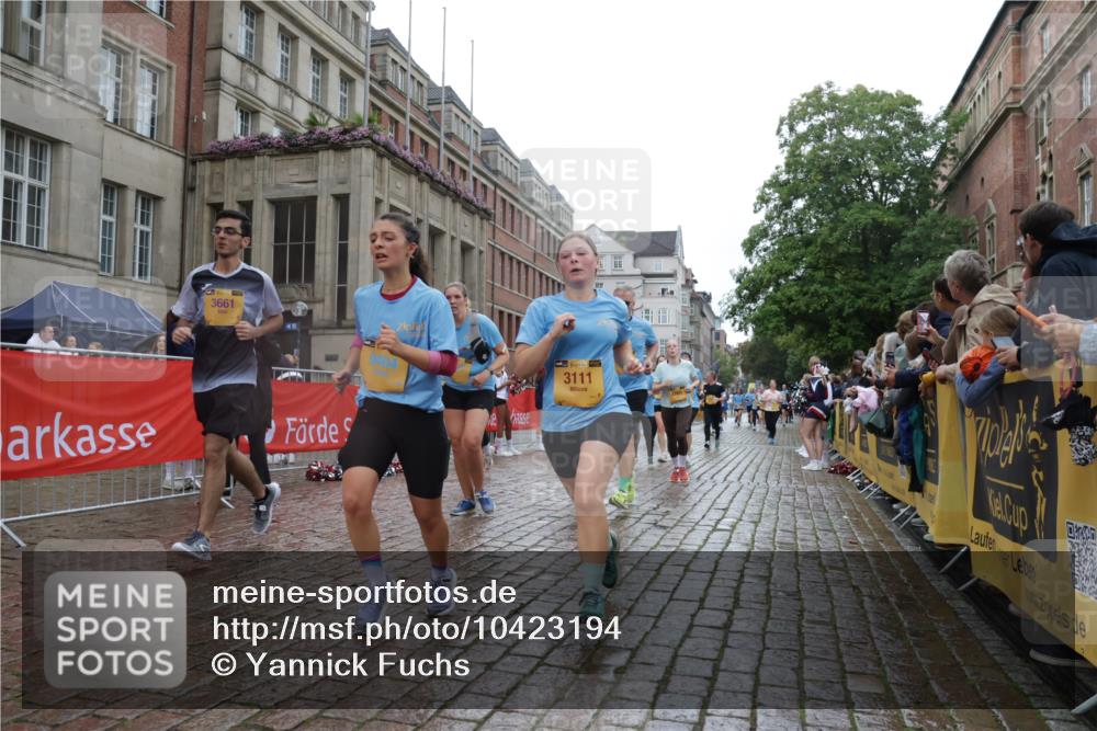 13.09.2026 - Kiel Lauf Yannick Fuchs http://msf.ph/oto/10423194 13.09.2026 10:58:23 Ziel 91, 819, 1253, 1404, 1858, 1910, 1978, 2309, 2752, 3222, 3559, 3671, 3833, 3842, 4160, 4212, 5172, 5314, 5605, 5668, 6906, 7256, 7315, 7340, 7367, 7482, 7856, 7949, 9458, 9476, 9809, 9827, 9937, 10364, 10503, 10805, 10878, 11023, 11460, 11759, 12123, 12199, 12345, 12456, 12701, 12821, 352, 353, 721, 833, 905, 987, 1220, 1351, 1517, 1567, 1778, 2234, 3111, 3325, 3326, 3661, 4160, 4250, 4340, 4497, 4592, 4765, 5154, 5163, 5232, 5314, 5540, 5958, 6345, 6353, 6425, 6982 meine-sportfotos.de