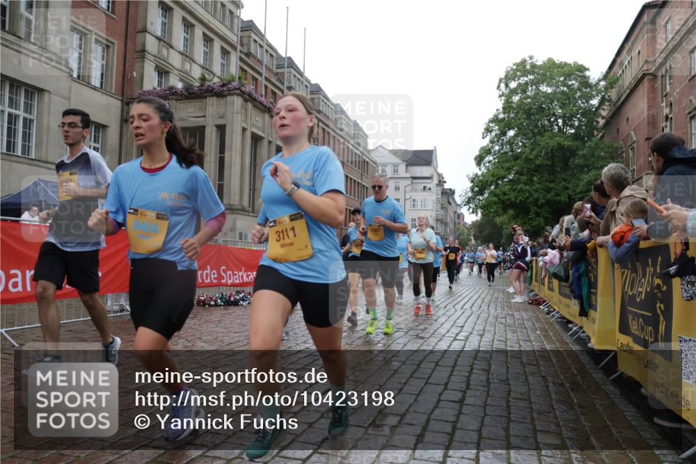 13.09.2026 - Kiel Lauf Yannick Fuchs http://msf.ph/oto/10423198 13.09.2026 10:58:23 Ziel 91, 819, 1253, 1404, 1858, 1910, 1978, 2309, 2752, 3222, 3559, 3671, 3833, 3842, 4160, 4212, 5172, 5314, 5605, 5668, 6906, 7256, 7315, 7340, 7367, 7482, 7856, 7949, 9458, 9476, 9809, 9827, 9937, 10364, 10503, 10805, 10878, 11023, 11460, 11759, 12123, 12199, 12345, 12456, 12701, 12821, 352, 353, 721, 833, 905, 987, 1220, 1351, 1517, 1567, 1778, 2234, 3111, 3325, 3326, 3661, 4160, 4250, 4340, 4497, 4592, 4765, 5154, 5163, 5232, 5314, 5540, 5958, 6345, 6353, 6425, 6982 meine-sportfotos.de