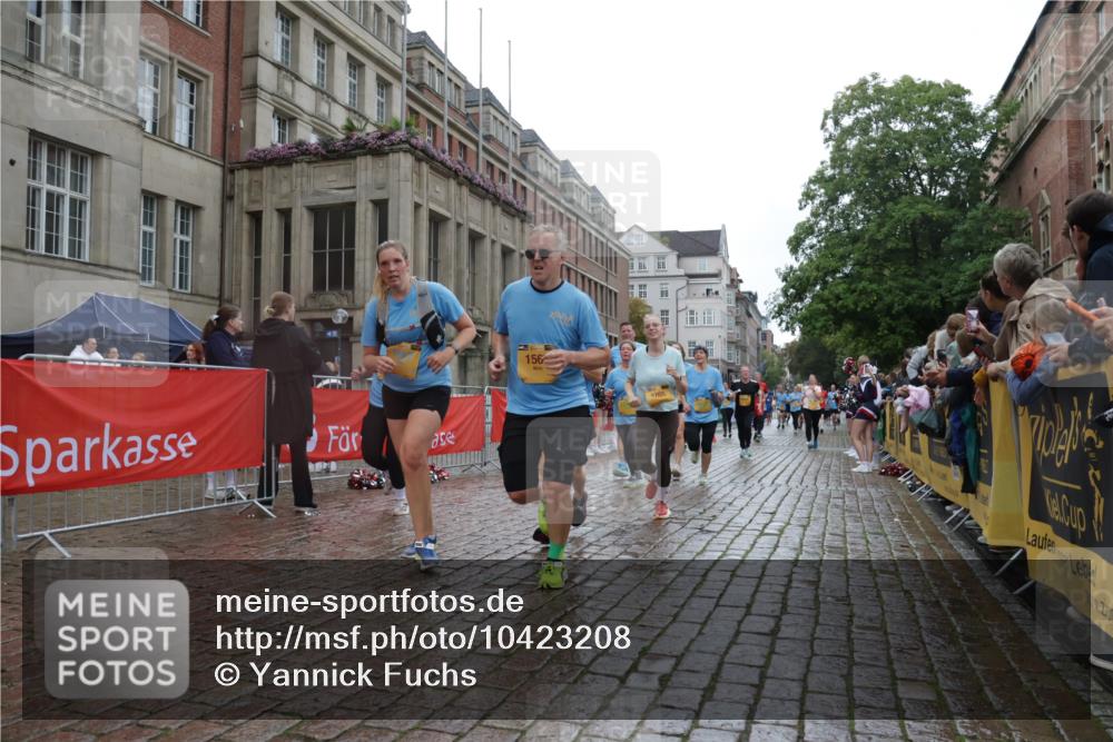 13.09.2026 - Kiel Lauf Yannick Fuchs http://msf.ph/oto/10423208 13.09.2026 10:58:24 Ziel 91, 819, 971, 1253, 1404, 1858, 1910, 1978, 2309, 2752, 3222, 3235, 3237, 3559, 3671, 3833, 3842, 4212, 5172, 5605, 5668, 6906, 7256, 7315, 7340, 7367, 7482, 7856, 7949, 9458, 9476, 9809, 9827, 9937, 10364, 10503, 10805, 10878, 11023, 11460, 11759, 12123, 12199, 12345, 12821, 352, 353, 721, 819, 833, 905, 987, 1220, 1351, 1517, 1567, 1778, 2234, 3111, 3325, 3326, 3661, 4160, 4250, 4340, 4497, 4592, 4765, 5154, 5163, 5172, 5232, 5314, 5540, 5958, 6345, 6353, 6425, 6982, 7256 meine-sportfotos.de