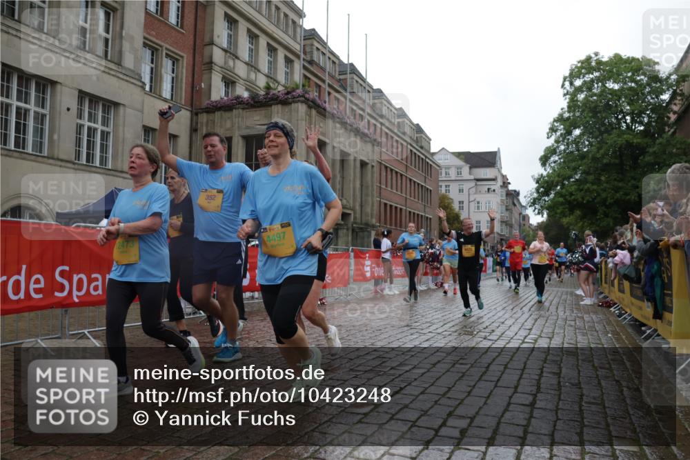 13.09.2026 - Kiel Lauf Yannick Fuchs http://msf.ph/oto/10423248 13.09.2026 10:58:26 Ziel 91, 971, 1404, 1858, 1910, 1978, 2309, 2461, 2752, 3235, 3237, 3559, 3671, 3833, 3842, 4212, 4456, 5605, 5668, 5775, 6906, 7315, 7340, 7367, 7482, 7856, 7949, 9458, 9809, 9827, 9937, 10364, 10503, 10805, 10878, 11023, 11460, 11759, 12123, 12199, 12345, 12821, 352, 353, 721, 819, 833, 905, 987, 1220, 1253, 1351, 1517, 1778, 1910, 2234, 3222, 3325, 3326, 4160, 4250, 4340, 4497, 4592, 4765, 5154, 5163, 5172, 5232, 5314, 5540, 5668, 5958, 6345, 6353, 6425, 6982, 7256 meine-sportfotos.de