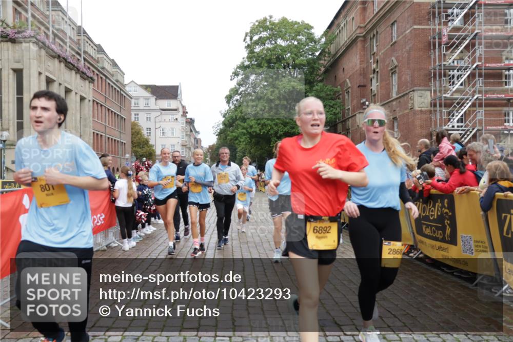 13.09.2026 - Kiel Lauf Yannick Fuchs http://msf.ph/oto/10423293 13.09.2026 09:44:28 Ziel 801, 958, 1053, 1849, 1866, 2045, 2212, 2868, 3198, 3688, 4098, 4316, 4573, 6892, 6895, 7121, 7430, 7744, 12161, 12318, 537, 793, 2031, 2437, 4092, 4283, 5026, 6550, 7753, 8300, 9814, 10931, 11653, 11655, 12098, 12373, 12376, 12437, 912, 1224, 2787, 3209, 4693, 7356, 7460, 9986, 11046, 11239, 12218, 654, 4522, 5171, 5857, 7510, 7948, 9814, 10641, 10931, 12376 meine-sportfotos.de