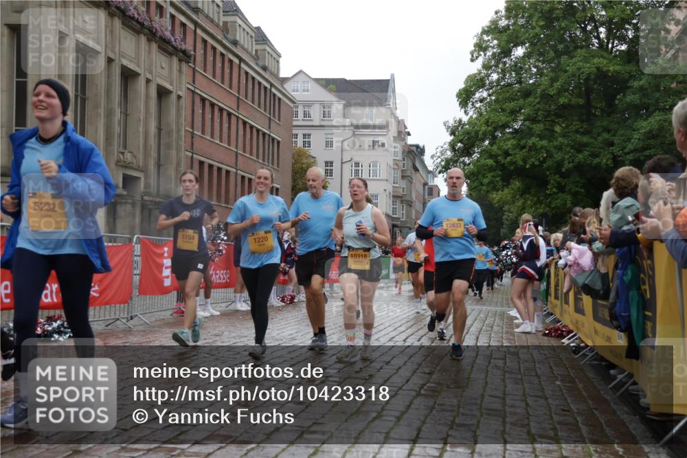 13.09.2026 - Kiel Lauf Yannick Fuchs http://msf.ph/oto/10423318 13.09.2026 10:58:32 Ziel 91, 971, 1858, 1978, 2461, 2752, 2965, 3235, 3237, 3559, 3833, 3842, 4395, 4456, 5605, 5775, 6906, 7315, 7367, 7482, 7738, 7856, 7888, 7949, 8004, 8381, 8752, 9132, 9417, 9809, 9827, 9937, 10135, 10503, 10878, 11023, 11460, 11514, 11759, 12199, 12345, 12672, 721, 819, 833, 905, 987, 1220, 1253, 1351, 1404, 1778, 1858, 1910, 2309, 3222, 3325, 3326, 3671, 4160, 4212, 4340, 4592, 5154, 5163, 5172, 5232, 5314, 5540, 5668, 5958, 6345, 6353, 6982, 7256, 7340, 7482, 9458, 9827 meine-sportfotos.de