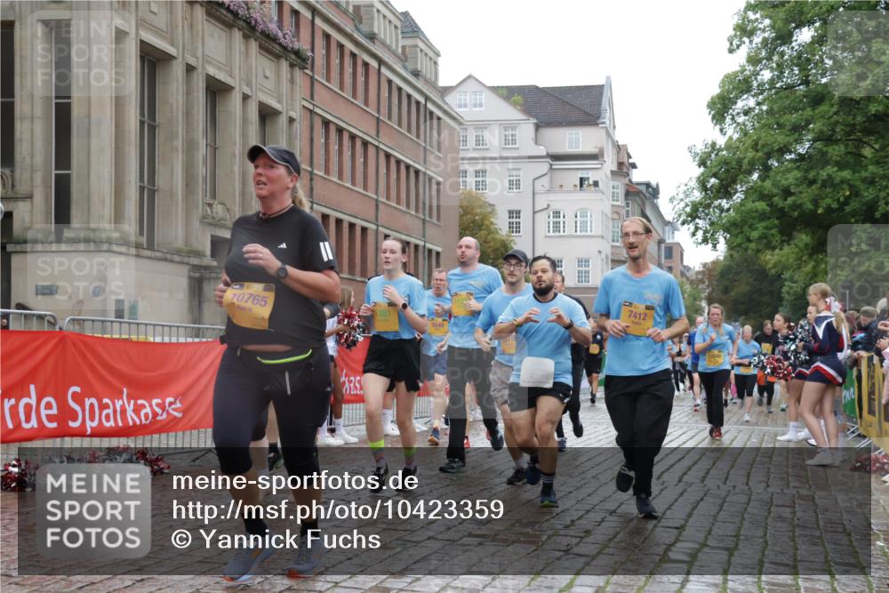 13.09.2026 - Kiel Lauf Yannick Fuchs http://msf.ph/oto/10423359 13.09.2026 10:58:38 Ziel 79, 971, 1521, 2156, 2461, 2473, 2896, 2965, 3235, 3237, 4395, 4456, 5775, 6497, 6906, 7367, 7738, 7888, 8004, 8381, 8752, 8841, 9132, 9417, 10135, 10878, 11514, 11699, 12659, 12672, 91, 721, 819, 833, 905, 987, 1253, 1351, 1404, 1858, 1910, 1978, 2309, 2752, 3222, 3325, 3326, 3559, 3671, 3833, 3842, 4160, 4212, 4592, 5172, 5314, 5540, 5605, 5668, 5958, 6345, 6906, 6982, 7256, 7315, 7340, 7367, 7482, 7856, 7949, 9458, 9809, 9827, 9937, 10503, 10878, 11023, 905, 1778, 8253 meine-sportfotos.de