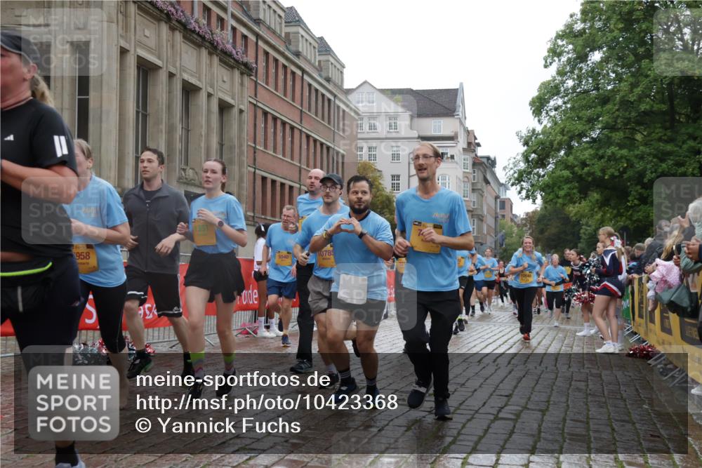 13.09.2026 - Kiel Lauf Yannick Fuchs http://msf.ph/oto/10423368 13.09.2026 10:58:39 Ziel 79, 971, 1521, 2156, 2461, 2473, 2896, 2965, 3235, 3237, 4395, 4456, 5775, 6497, 7738, 7888, 8004, 8381, 8752, 8841, 9132, 9417, 10135, 11514, 11699, 12659, 12672, 91, 721, 819, 833, 971, 987, 1253, 1351, 1404, 1858, 1910, 1978, 2309, 2752, 3222, 3235, 3237, 3325, 3326, 3559, 3671, 3833, 3842, 4160, 4212, 4592, 5172, 5314, 5540, 5605, 5668, 5958, 6345, 6906, 6982, 7256, 7315, 7340, 7367, 7482, 7856, 7949, 9458, 9809, 9827, 9937, 10503, 10878, 11023, 905, 1778, 8253 meine-sportfotos.de