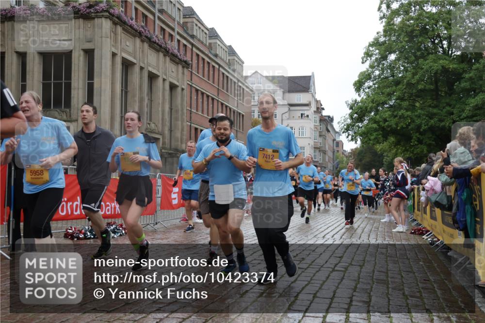 13.09.2026 - Kiel Lauf Yannick Fuchs http://msf.ph/oto/10423374 13.09.2026 10:58:39 Ziel 79, 971, 1521, 2156, 2461, 2473, 2896, 2965, 3235, 3237, 4395, 4456, 5775, 6497, 7738, 7888, 8004, 8381, 8752, 8841, 9132, 9417, 10135, 11514, 11699, 12659, 12672, 91, 721, 819, 833, 971, 987, 1253, 1351, 1404, 1858, 1910, 1978, 2309, 2752, 3222, 3235, 3237, 3325, 3326, 3559, 3671, 3833, 3842, 4160, 4212, 4592, 5172, 5314, 5540, 5605, 5668, 5958, 6345, 6906, 6982, 7256, 7315, 7340, 7367, 7482, 7856, 7949, 9458, 9809, 9827, 9937, 10503, 10878, 11023, 905, 1778, 8253 meine-sportfotos.de