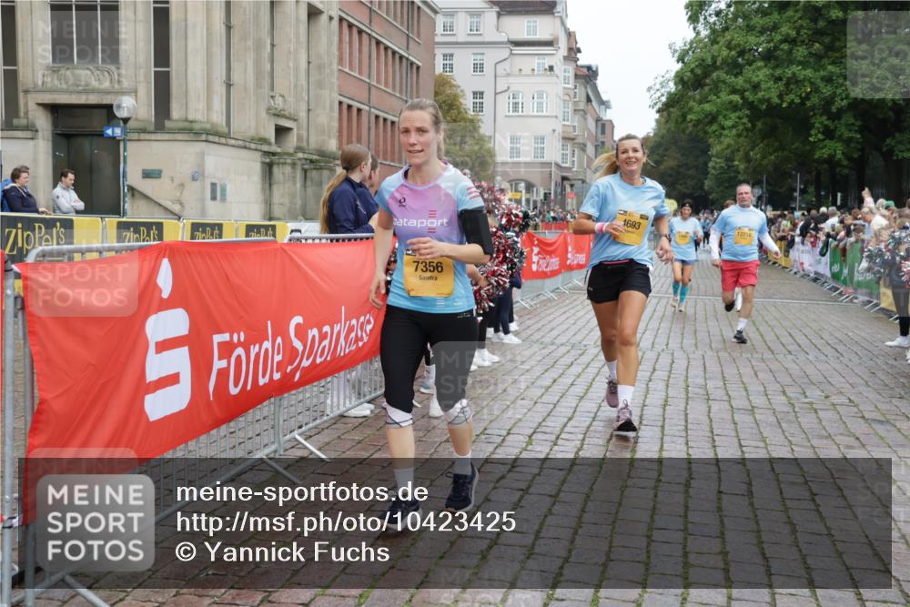13.09.2026 - Kiel Lauf Yannick Fuchs http://msf.ph/oto/10423425 13.09.2026 09:44:42 Ziel 912, 1224, 2787, 3198, 3209, 4316, 4693, 6895, 7356, 7460, 9986, 11046, 12161, 12218, 537, 793, 801, 958, 1053, 1849, 1866, 2031, 2045, 2212, 2437, 2868, 3198, 3688, 4092, 4098, 4573, 6892, 6895, 7121, 7430, 7744, 7753, 12318, 12373, 12437, 2456, 2704, 3138, 3717, 4118, 5562, 5939, 6023, 6135, 8028, 8189, 10777, 11043, 11239, 12676, 4283, 6550, 8300, 11653, 11655, 12098, 12373 meine-sportfotos.de
