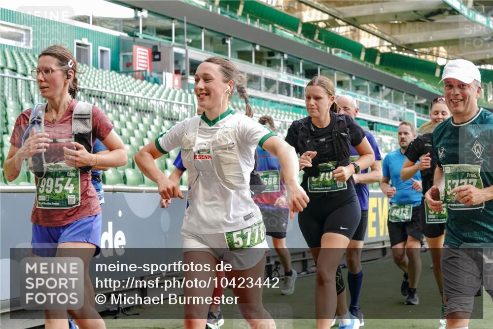 13.09.2026 - 21. swb-Marathon Bremen Michael Burmester http://msf.ph/oto/10423442 13.09.2026 13:23:24 Laufen im Stadion 137, 160, 182, 211, 324, 343, 434, 533, 571, 609, 708, 721, 739, 743, 892, 1157, 1178, 1259, 1273, 1331, 1471, 1597, 1598, 1657, 1669, 1691, 1746, 1788, 1883, 1944, 2213, 2252, 2286, 2290, 2433, 2445, 2465, 2475, 2495, 2503, 2504, 2526, 2619, 2632, 2660, 2685, 2711, 2768, 2776, 2936, 2964, 2968, 3252, 3282, 3288, 3289, 3292, 3312, 3347, 3351, 3364, 3395, 3423, 3447, 3505, 3530, 3559, 3682, 3727, 3770, 3784, 3819, 4020, 4054, 4231, 4406, 4407, 4431, 4466, 4467, 4584, 1506 meine-sportfotos.de