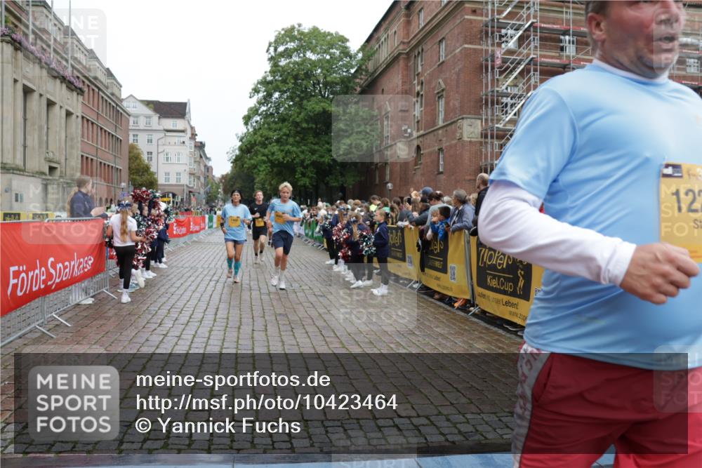 13.09.2026 - Kiel Lauf Yannick Fuchs http://msf.ph/oto/10423464 13.09.2026 09:44:45 Ziel 912, 1224, 2787, 3209, 4693, 7356, 7460, 9986, 10777, 11046, 11239, 12218, 537, 793, 801, 958, 1053, 1849, 1866, 2031, 2045, 2212, 2437, 2787, 2868, 3198, 3209, 3688, 4092, 4098, 4316, 4573, 6892, 6895, 7121, 7430, 7744, 7753, 12161, 12318, 12373, 12437, 98, 2456, 2704, 3138, 3517, 3717, 4118, 5562, 5939, 6023, 6135, 8028, 8189, 11043, 12676, 4092, 4283, 6550, 7753, 8300, 11655, 12098, 12373 meine-sportfotos.de