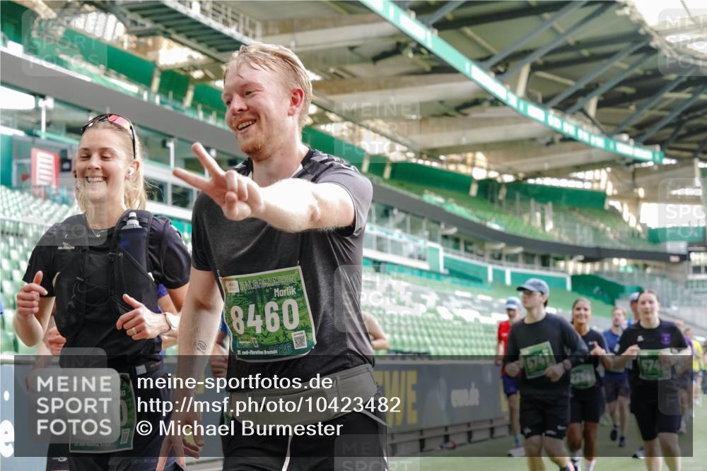 13.09.2026 - 21. swb-Marathon Bremen Michael Burmester http://msf.ph/oto/10423482 13.09.2026 13:23:25 Laufen im Stadion 137, 160, 182, 211, 324, 343, 434, 533, 571, 609, 708, 721, 739, 743, 892, 1157, 1178, 1259, 1273, 1331, 1471, 1597, 1598, 1657, 1669, 1691, 1746, 1788, 1883, 1944, 2213, 2252, 2286, 2290, 2433, 2445, 2465, 2475, 2495, 2503, 2504, 2526, 2619, 2632, 2660, 2685, 2711, 2768, 2776, 2936, 2964, 2968, 3252, 3282, 3288, 3289, 3292, 3312, 3347, 3351, 3364, 3395, 3423, 3447, 3505, 3530, 3559, 3682, 3727, 3770, 3784, 3819, 4020, 4054, 4231, 4406, 4407, 4431, 4466, 4467, 4584, 1506 meine-sportfotos.de