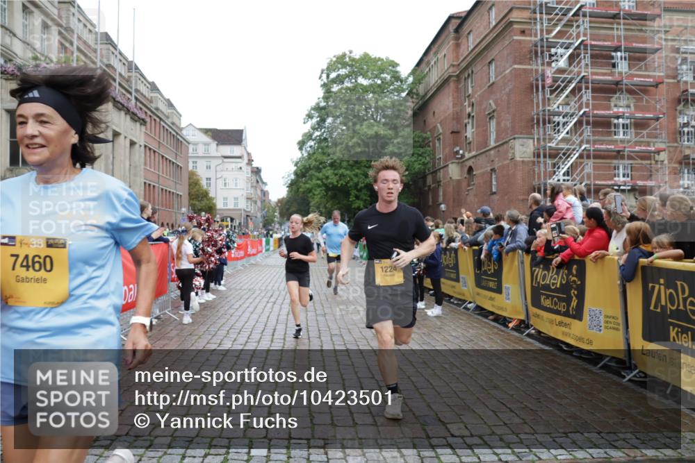 13.09.2026 - Kiel Lauf Yannick Fuchs http://msf.ph/oto/10423501 13.09.2026 09:44:48 Ziel 1224, 4693, 5939, 6023, 7356, 7460, 9986, 10777, 11046, 11239, 12218, 537, 793, 801, 912, 958, 1053, 1849, 1866, 2031, 2045, 2212, 2437, 2787, 2868, 3198, 3209, 3688, 4098, 4316, 4573, 6892, 6895, 7121, 7430, 7744, 12161, 12318, 12437, 98, 312, 2456, 2704, 2786, 3138, 3517, 3717, 4118, 5562, 6135, 8028, 8189, 11043, 12676, 537, 793, 2031, 4092, 7753, 12373, 12437 meine-sportfotos.de