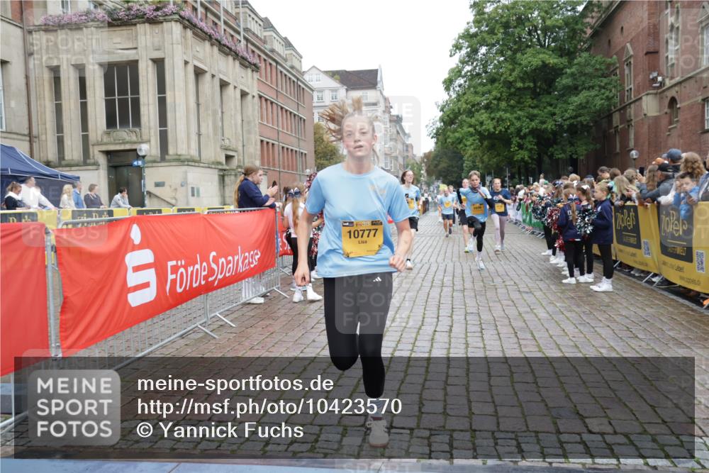 13.09.2026 - Kiel Lauf Yannick Fuchs http://msf.ph/oto/10423570 13.09.2026 09:44:53 Ziel 1224, 2456, 2704, 4118, 5939, 6023, 6135, 7460, 8028, 9986, 10777, 11043, 11046, 11239, 12676, 801, 912, 958, 1053, 1849, 1866, 2045, 2212, 2787, 2868, 3198, 3209, 3688, 4098, 4316, 4573, 4693, 6892, 6895, 7121, 7356, 7430, 7744, 12161, 12218, 12318, 98, 312, 2786, 3138, 3503, 3507, 3517, 3717, 5562, 5672, 6556, 8189, 9760, 10006, 12348, 537, 793, 1053, 2031, 2437, 3688, 4092, 4573, 7753, 12318, 12437 meine-sportfotos.de